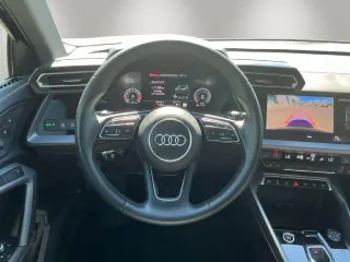 Audi A3 2026 AWD quattro Premium 40 TFSI 4dr Sedán