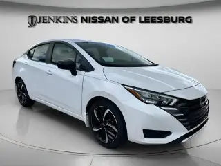 Nissan Versa 2025 SR 4dr Sedán