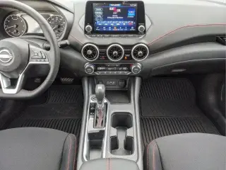Nissan Sentra 2025 SR 4dr Sedán