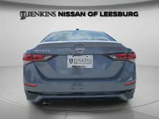 Nissan Sentra 2025 SR 4dr Sedán