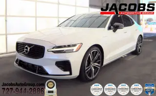 Volvo S60 Recharge 2022 eAWD T8 R-Design Expression Extended Range 4dr Sedán