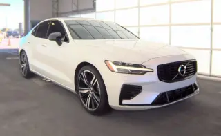 Volvo S60 Recharge 2022 eAWD T8 R-Design Expression Extended Range 4dr Sedán