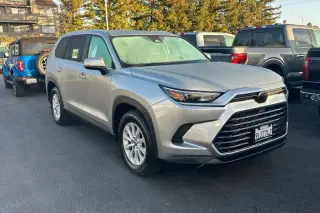 Toyota Grand Highlander 2024 AWD XLE 4dr SUV