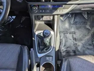 Toyota Corolla 2016 S 4dr Sedán