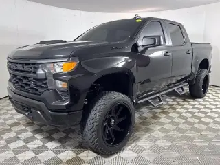 Chevrolet Silverado 1500 2023 4x2 Custom 4dr Crew Cab 5.8 ft. SB