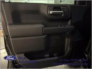 Chevrolet Silverado 1500 2023 4x2 Custom 4dr Crew Cab 5.8 ft. SB