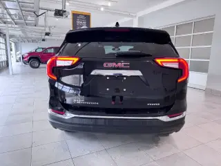 GMC Terrain 2022 AWD SLT 4dr SUV