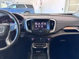 GMC Terrain 2023 AWD SLE SUV de 4 puertas