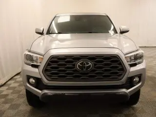 Toyota Tacoma 2023 4x4 Trail Special Edition 4dr Doble Cabina 5.0 ft SB