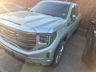 GMC Sierra 1500 2022 4x4 SLT 4dr Crew Cab 5.8 ft. SB