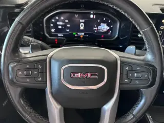 GMC Sierra 1500 2023 4x4 SLT 4dr Crew Cab 5.8 ft. SB
