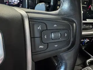 GMC Sierra 1500 2023 4x4 SLT 4dr Crew Cab 5.8 ft. SB