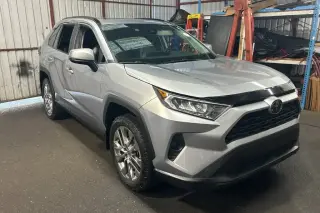 Toyota RAV4 2021 AWD XLE Premium 4dr SUV