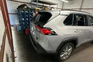 Toyota RAV4 2021 AWD XLE Premium 4dr SUV