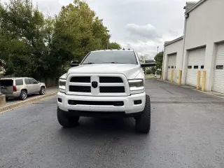 Ram 2500 2017 4x4 Laramie 4dr Mega Cab 6.3 ft. SB Pickup
