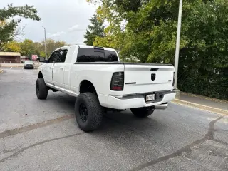 Ram 2500 2017 4x4 Laramie 4dr Mega Cab 6.3 ft. SB Pickup