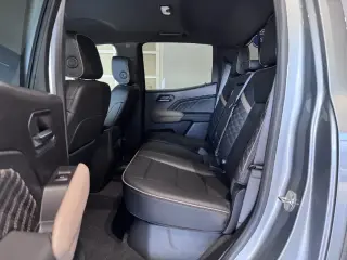 GMC Canyon 2023 4x4 Denali 4dr Crew Cab 5 ft. SB