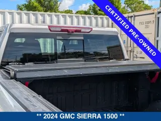 GMC Sierra 1500 2024 4x4 Denali 4dr Crew Cab 5.8 ft. SB