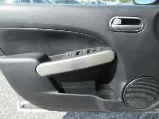 Mazda Mazda2 2011 Sport 4 puertas Hatchback 5M