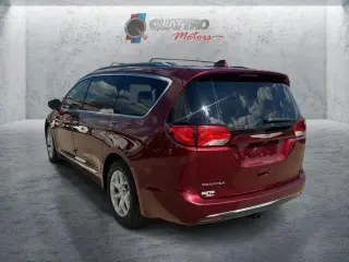Chrysler Pacifica 2018 Touring L Plus 4dr Mini-Van