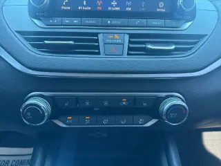 Nissan Altima 2021 2.5 SR 4dr Sedán