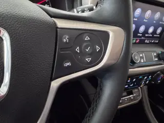 GMC Acadia 2023 4x4 Denali 4dr SUV