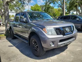 Nissan Frontier 2021 4x2 SV 4dr Crew Cab 5 ft. SB