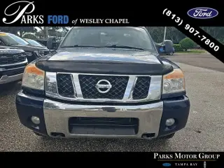Nissan Titan 2011 4x4 SV 4dr Crew Cab SWB Pickup