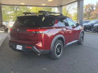 Nissan Pathfinder 2024 AWD Rock Creek 4dr SUV