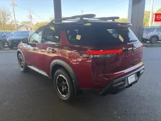 Nissan Pathfinder 2024 AWD Rock Creek 4dr SUV