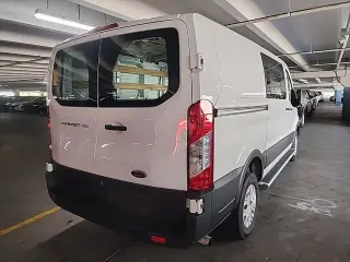 Ford Transit 2025 250 3 puertas SWB techo bajo furgoneta de carga