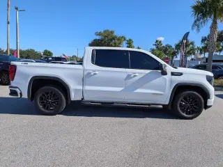 GMC Sierra 1500 2023 4x4 Elevation 4puertas Crew Cab 5.8 pies de cama
