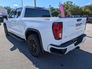 GMC Sierra 1500 2023 4x4 Elevation 4puertas Crew Cab 5.8 pies de cama