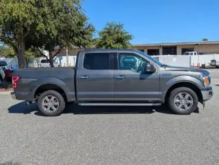 Ford F-150 2020 4x2 XLT 4 puertas SuperCrew 5.5 pies SB