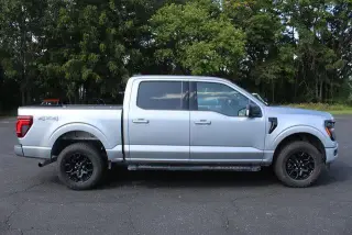Ford F-150 2024 4x4 XLT 4dr SuperCrew 5.5 ft. SB