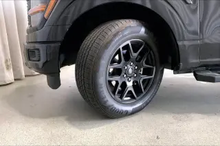 Ford F-150 2024 4x2 STX 4dr SuperCrew 5.5 ft. SB