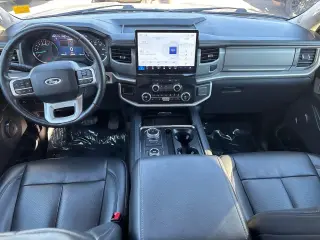 Ford Expedition 2024 4x4 XLT 4dr SUV