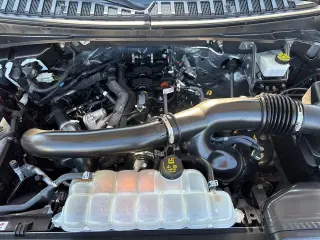 Ford Expedition 2024 4x4 XLT 4dr SUV