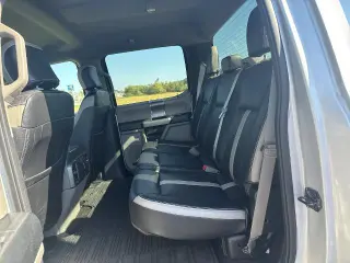 Ford F-150 2018 4x4 XLT 4dr SuperCrew 5.5 ft. SB