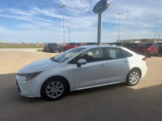 Toyota Corolla 2020 LE 4dr Sedán