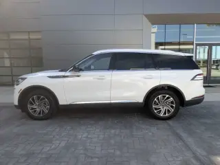 Lincoln Aviator 2024 AWD Premiere 4dr SUV