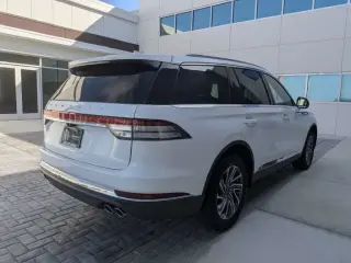 Lincoln Aviator 2024 AWD Premiere 4dr SUV
