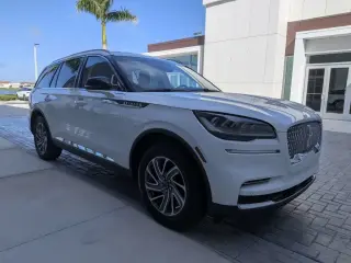 Lincoln Aviator 2024 AWD Premiere 4dr SUV