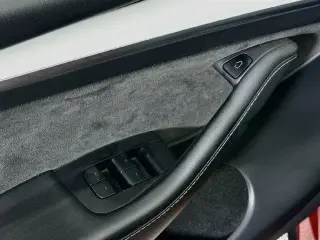 Tesla Model Y 2022 AWD Long Range 4dr Crossover