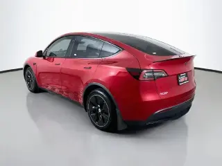 Tesla Model Y 2022 AWD Long Range 4dr Crossover