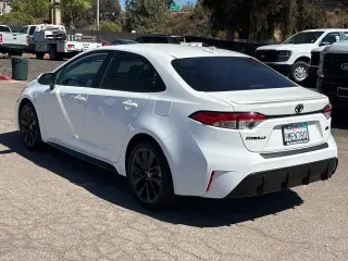 Toyota Corolla 2024 SE 4dr Sedán