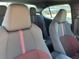 Toyota Corolla 2024 SE 4dr Sedán
