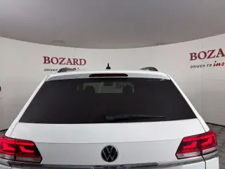 Volkswagen Atlas 2022 V6 SE 4dr SUV con Tecnología