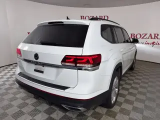 Volkswagen Atlas 2022 V6 SE 4dr SUV con Tecnología