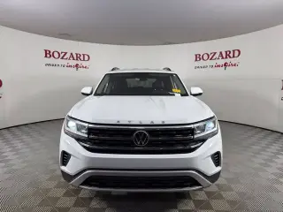 Volkswagen Atlas 2022 V6 SE 4dr SUV con Tecnología